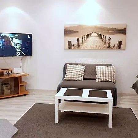 In Nowe Mit Garten By Interhome Lägenhet Kołobrzeg