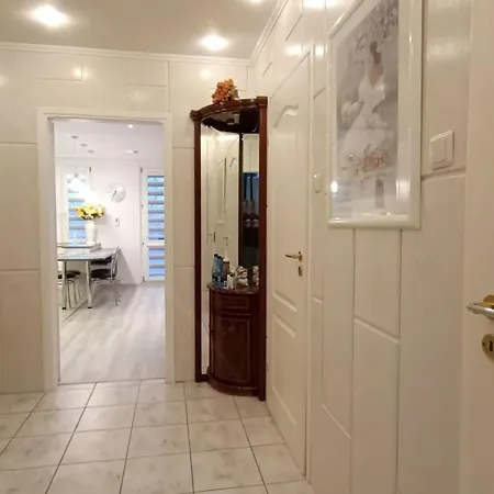 In Nowe Mit Garten By Interhome Apartament Kołobrzeg